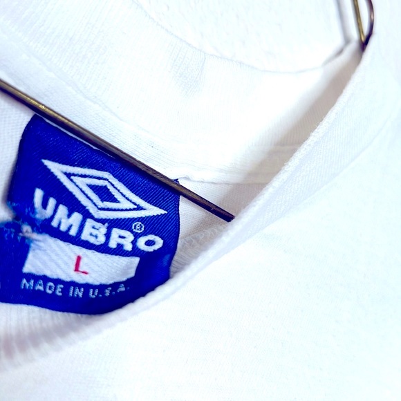Vintage Umbro soccer shirt - Picture 4 of 5